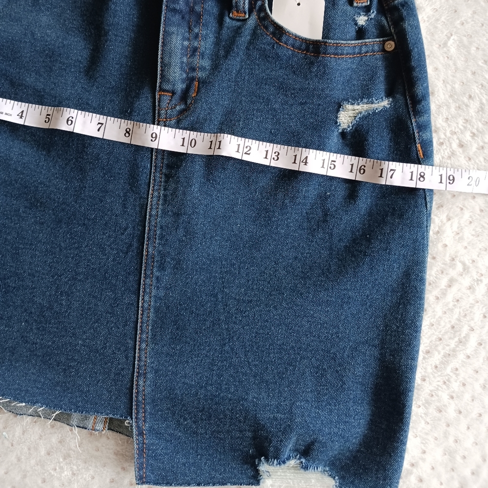 Rock& Roll cowgirl Distressed Jean skirt brand new with tags - Picture 11 of 14